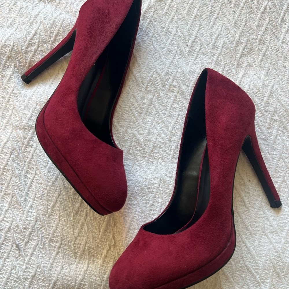 Le Chateau Deep Red Suede Heels